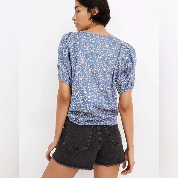 MADEWELL NWOT V-Neck Puff Sleeve Top in Summer Vines Hermitage Blue - Picture 3 of 10